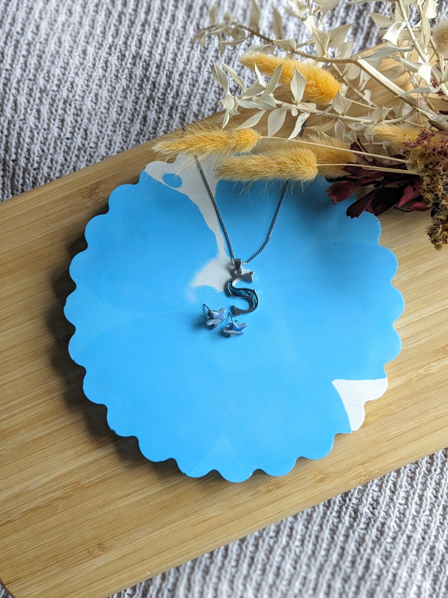 Large Scalloped Tray