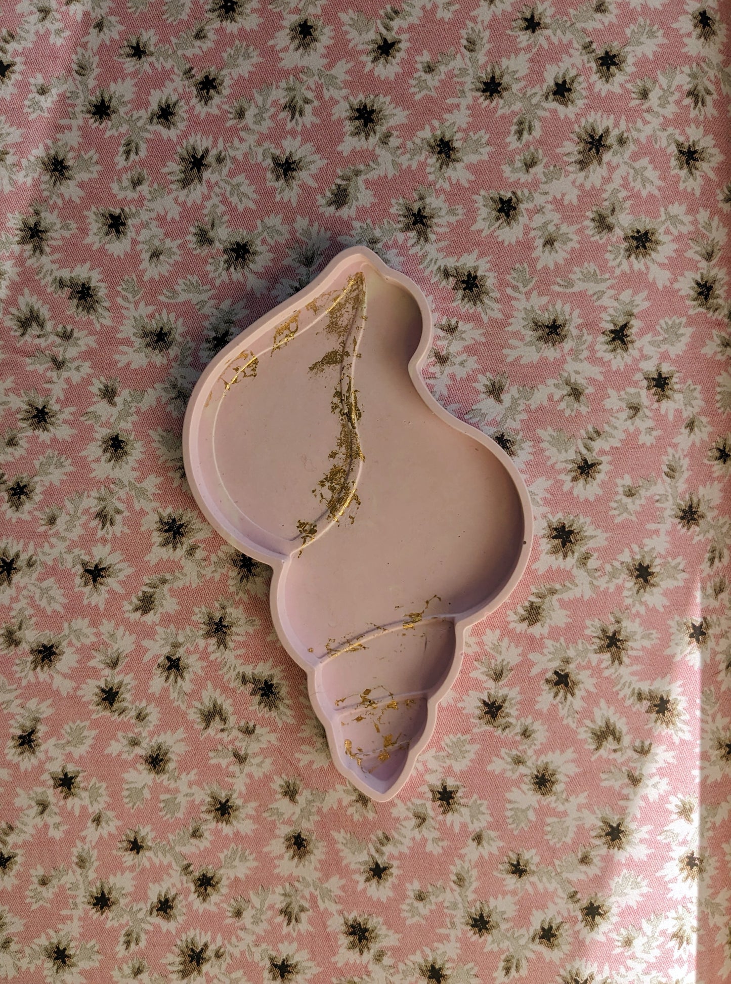 Small Flat Conch Shell Trinket Tray